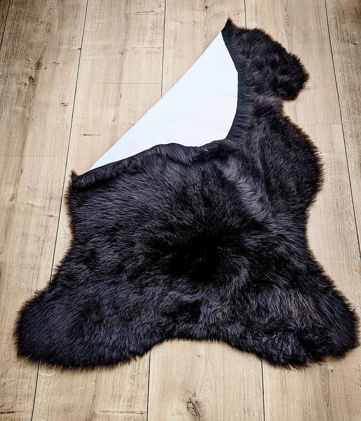 Öko Lammfell Dunkelbraun – Kurzhaar